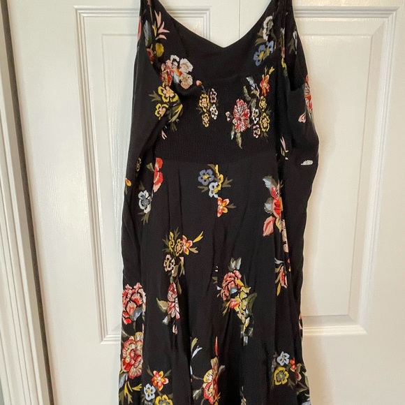 Sundress - Picture 2 of 3